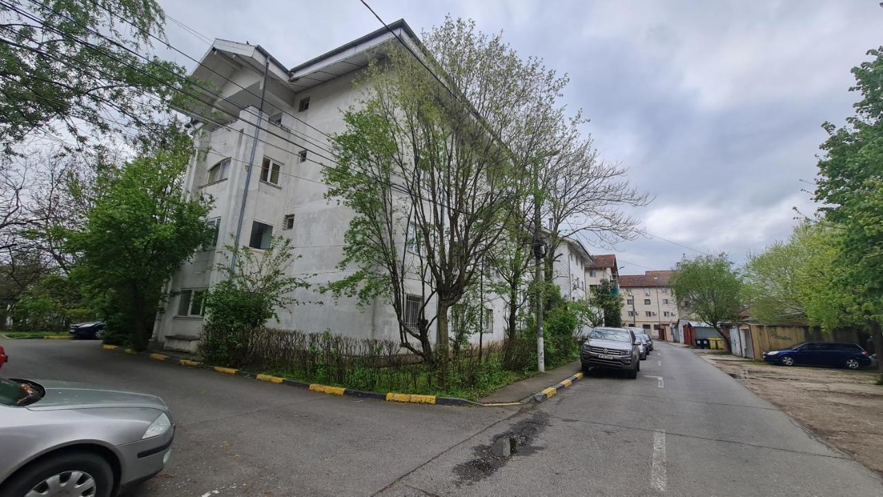 Vs Central Apartment Otopeni Ngoại thất bức ảnh