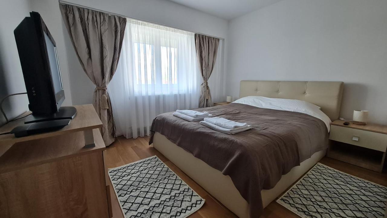 Vs Central Apartment Otopeni Ngoại thất bức ảnh